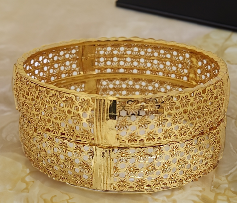 Jewels Kafe Gold Plated Bangle Set Jewels Kafe